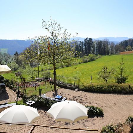 Landgasthof Farnsburg Ormalingen Bagian luar foto