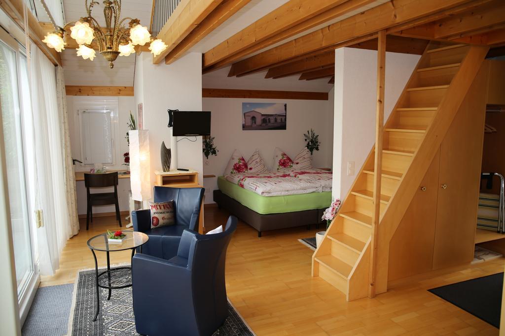 Landgasthof Farnsburg Ormalingen Bagian luar foto